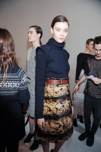 Look 46